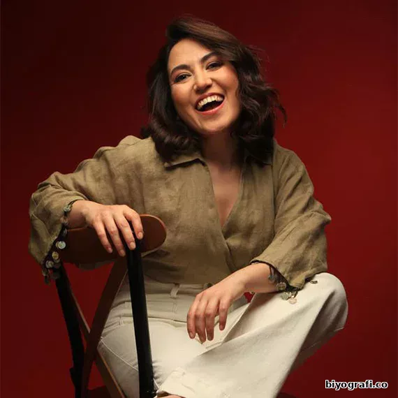 Cemile Canyurt Kimdir, Boyu, Kaç Yaşında, Nereli - Biyografi.co 2