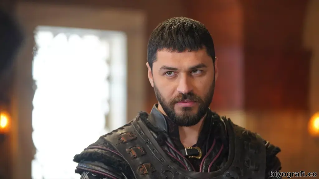 Emre Dinler Kimdir, Boyu, Kaç Yaşında, Nereli - Biyografi.co 2