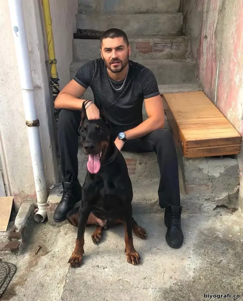 Emre Dinler Kimdir, Boyu, Kaç Yaşında, Nereli - Biyografi.co 4