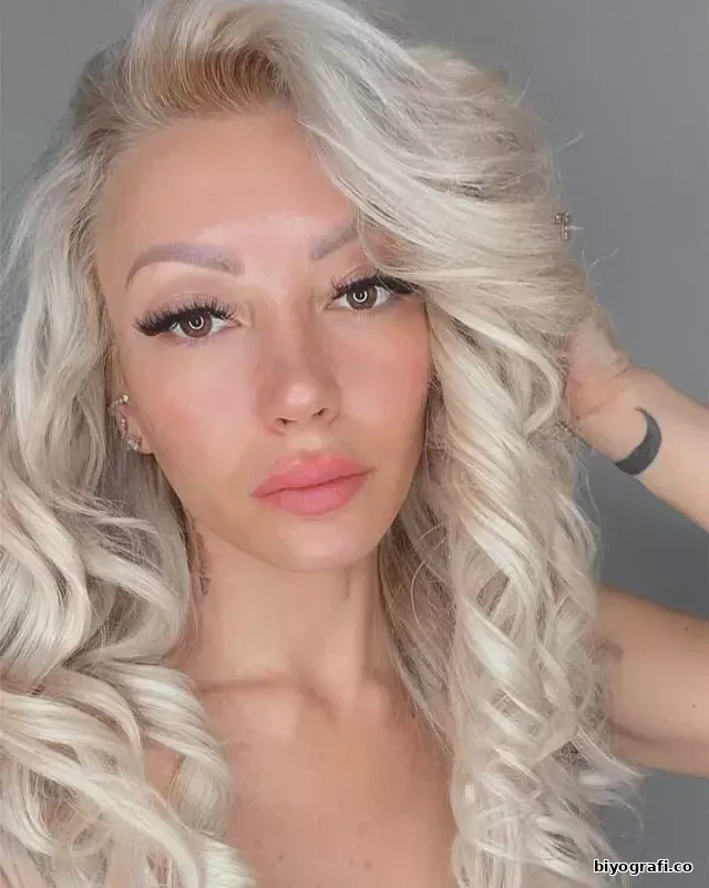 Duygu Kaya Kumarki Kimdir, Boyu, Kaç Yaşında, Nereli - Biyografi.co 2