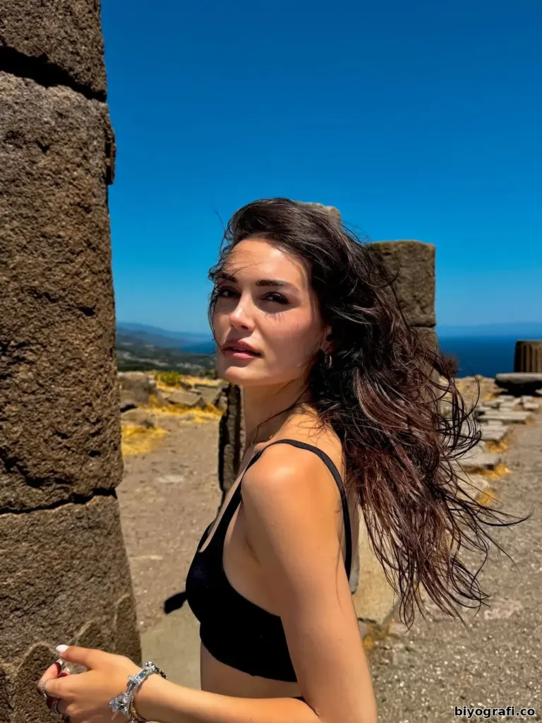 Belgin Şimşek Kimdir, Boyu, Kaç Yaşında, Nereli - Biyografi.co 1