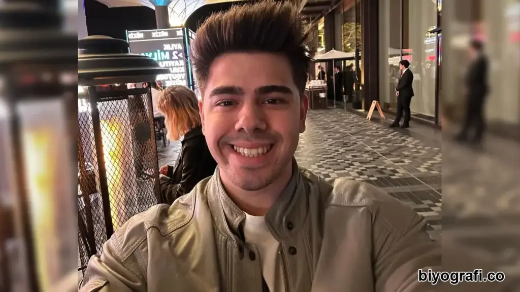 Emir Furkan Orhan kimdir