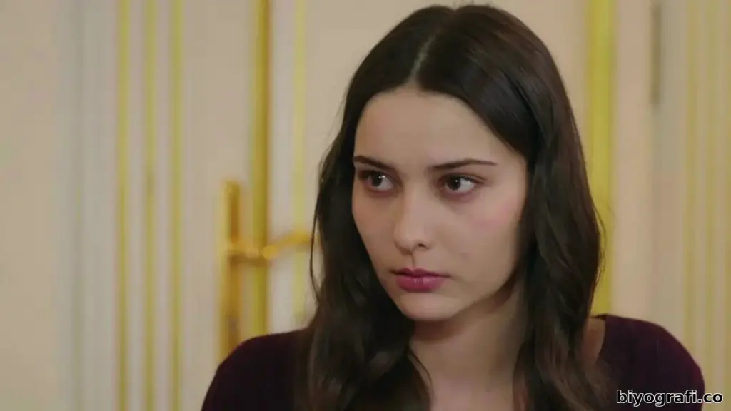 Elçin Zehra İrem Kimdir, Boyu, Kaç Yaşında, Nereli - Biyografi.co 2
