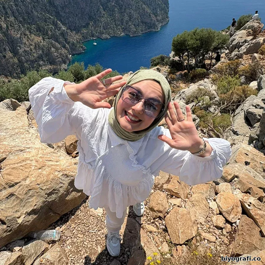 Şeydanur Ceylan Kimdir, Boyu, Kaç Yaşında, Nereli - Biyografi.co 1