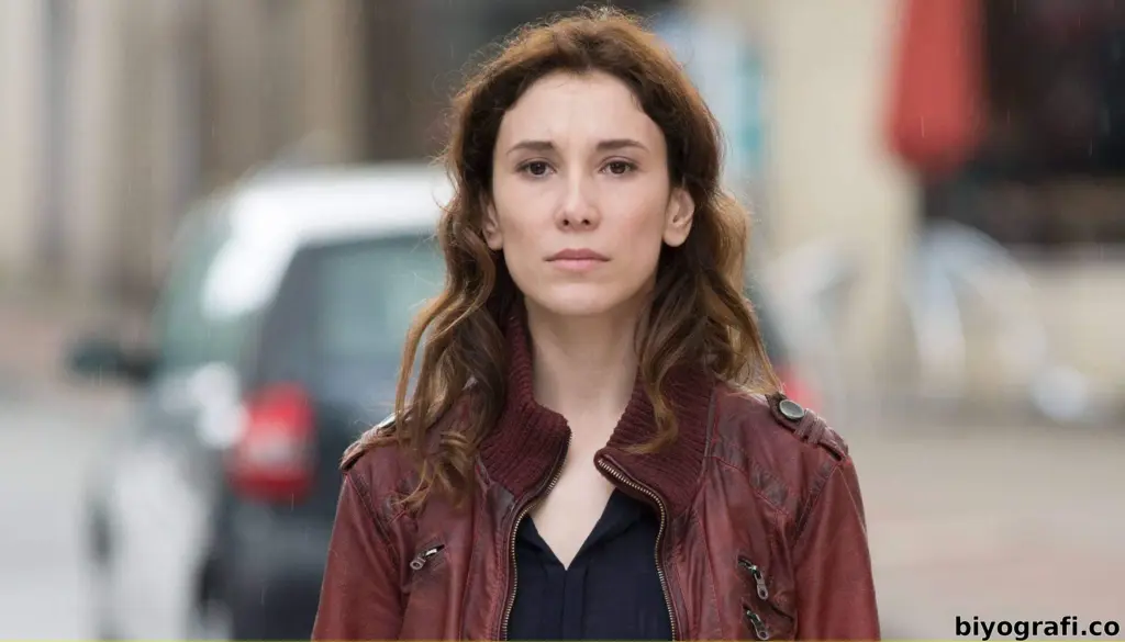 Sibel Kekilli Kimdir, Boyu, Kaç Yaşında, Nereli - Biyografi.co 1
