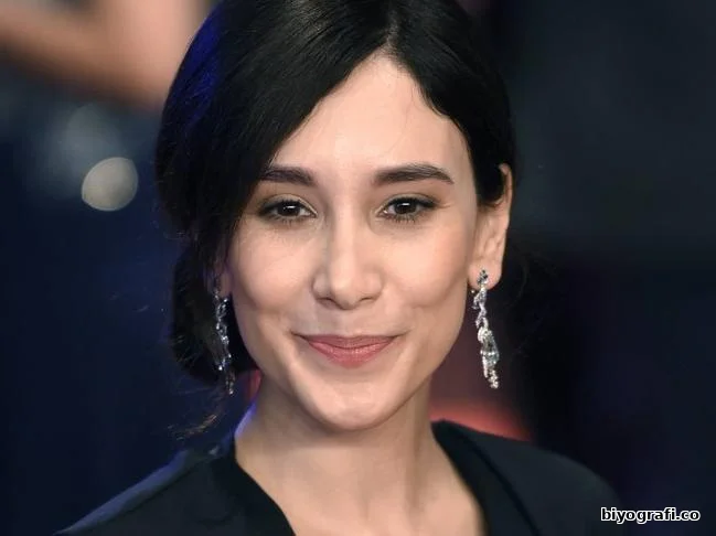 Sibel Kekilli Kimdir, Boyu, Kaç Yaşında, Nereli - Biyografi.co 2