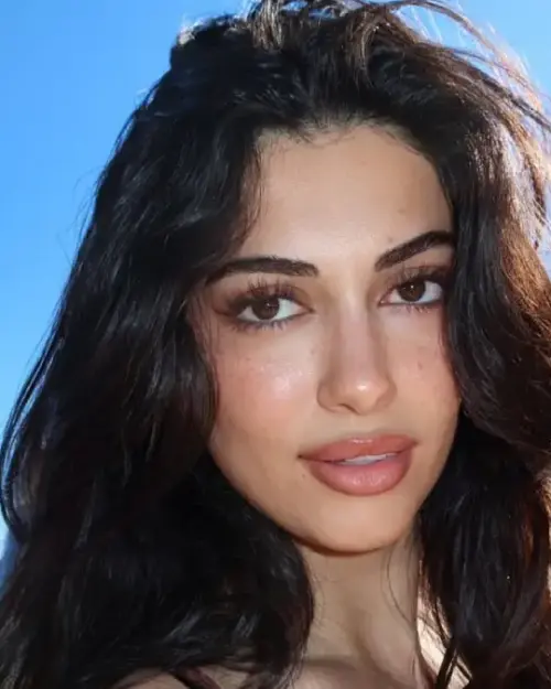 Aleyna Beyazgül kimdir