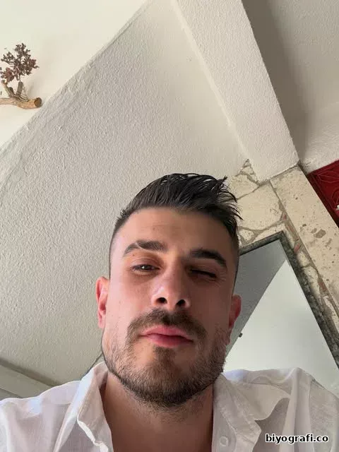 Dorukhan Toköz Kimdir, Boyu, Kaç Yaşında, Nereli - Biyografi.co 2