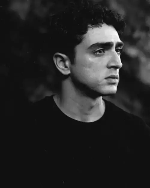 efe taşdelen kimdir