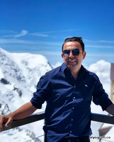 Tahir Sarıkaya Kimdir, Boyu, Kaç Yaşında, Nereli - Biyografi.co 1