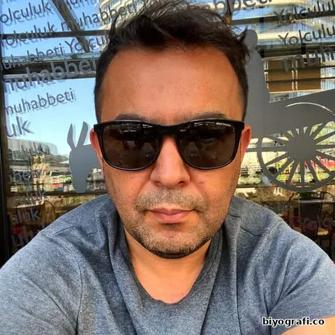 Tahir Sarıkaya Kimdir, Boyu, Kaç Yaşında, Nereli - Biyografi.co 2