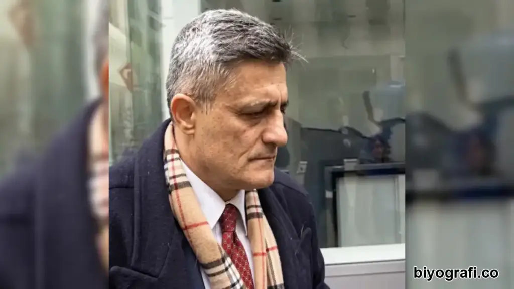 Kaşif Kozinoğlu kimdir