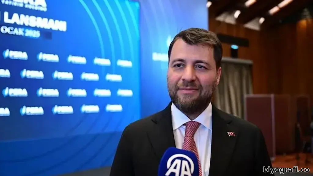 Emre Tezmen Kimdir, Boyu, Kaç Yaşında, Nereli - Biyografi.co 1