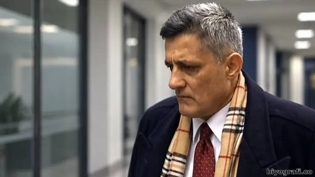 Kaşif Kozinoğlu Kimdir, Boyu, Kaç Yaşında, Nereli - Biyografi.co 1