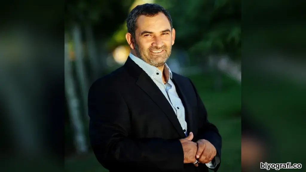 Dursun Ali Erzincanlı Kimdir, Kaç Yaşında, Nereli Biyografi.co 1