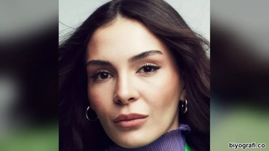 Ebru Şahin Kimdir, Boyu, Kaç Yaşında, Nereli - Biyografi.co 4