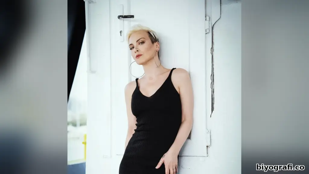 Arzu Yanardağ Kimdir, Boyu, Kaç Yaşında, Nereli - Biyografi.co 3