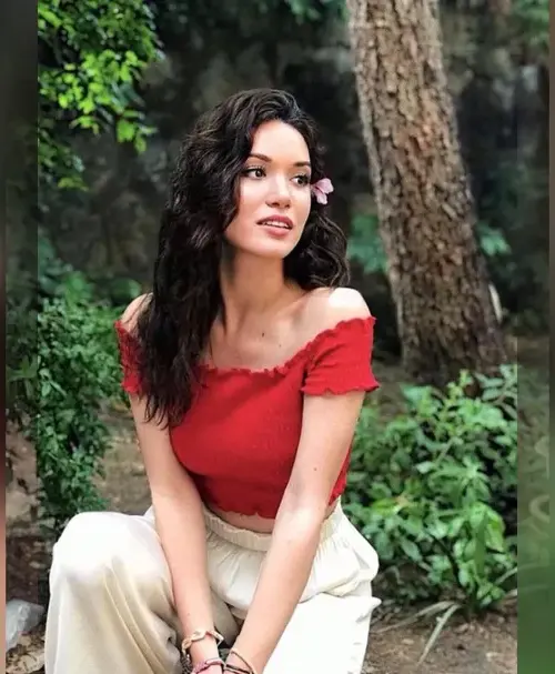 Hazal Subaşı
