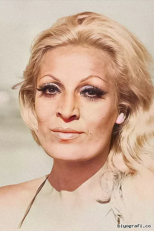 Lale Belkıs portre