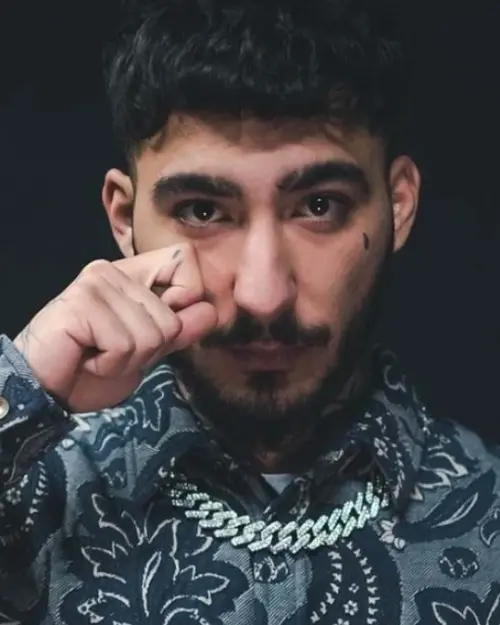 Uzi Kimdir